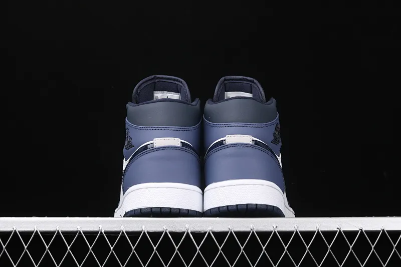 All categories Air Jordan Jordan series basketball shoes Air Jordan 1 Mid Air Jordan 1 Mid AJ1 Joe 1 fashion casual black and blue basketball shoes 554724-445